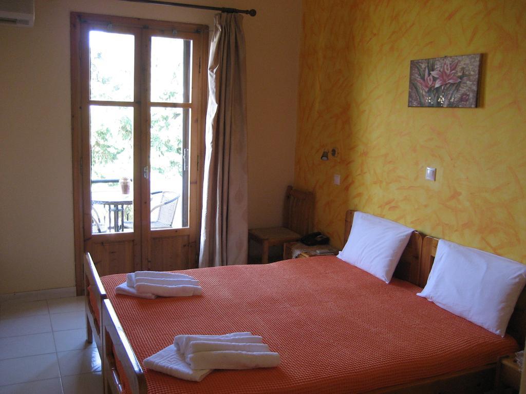 Thalia Hotel Palekastro Room photo
