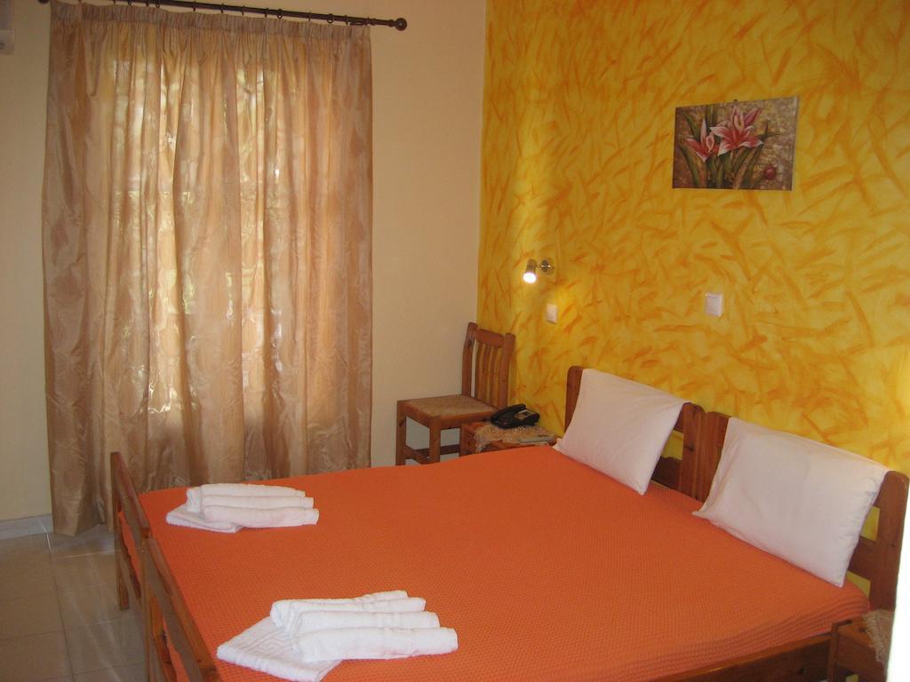 Thalia Hotel Palekastro Exterior photo